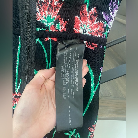 BCBG Floral MIDI Dress - Picture 5 of 7